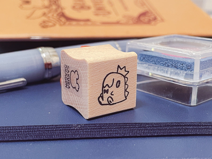 [PREORDER] Dear Universe Stationery Tin (Collector's Edition)